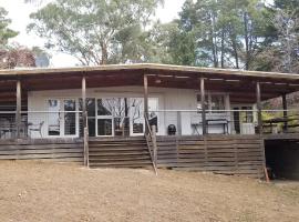 艾爾登香溢康納爾湖度假屋，艾爾登的有停車位的飯店