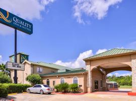 Quality Inn and Suites Beaumont, hotell i Beaumont