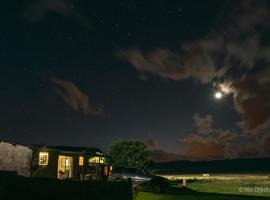 Springwater Cottages, hotel in Ficksburg