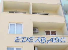 Edelvais Guest House