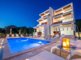 Apartments Villa Grande – hotel w mieście Dramalj