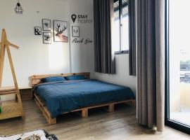 STAY hostel - 300m from the ferry, hotel cerca de Puerto de Rach Gia, Rạch Giá