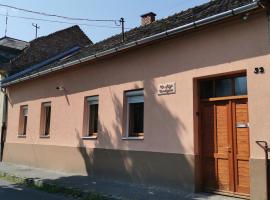 Kis Rigó vendégház, guest house in Salgótarján