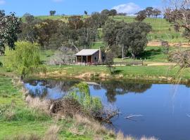 Baroona Cottage, hotel i Barwite