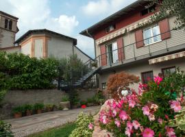 Cà dei fiori, hotel v destinaci Padergnone