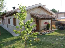 Las casitas de La Velilla, country house in Pedraza-Segovia