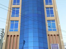 Claire de Lune Moonlight Hotel, hotel with parking in Nakuru