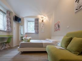 Bed&BikeRome ROOMS, готель у Римі
