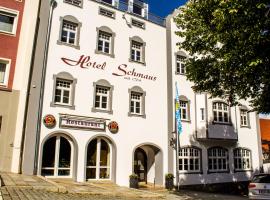 Garni Hotel Schmaus, hotel v destinaci Viechtach