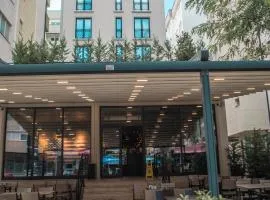 Qama Hotel