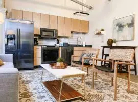 Modern Downtown Loft on Gay St