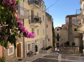 Luxury City Center Apartments, butikový hotel v destinácii Makarska