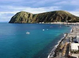 Trilocale 5 posti letto a pochi passi dal mare