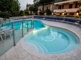 Residence Torretta, hotel a Cattolica