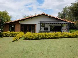 Casa Campestre Llano B, готель у місті Вілья-де-Лейва