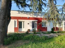 Juniperus Apartman, hotell i Tiszaújváros