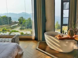 Twelve Manor Xiangdian Yuanyang Rice Terraces Retreat, cabin nghỉ dưỡng ở Nguy&ecirc;n Dương