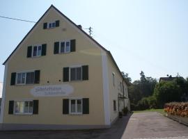 Gästehaus Schlossbräu, parkolóval rendelkező hotel Autenried városában