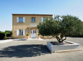 Residhotel Golf Grand Avignon, ξενοδοχείο με γκολφ σε Vedene