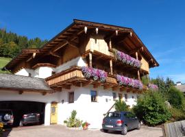 Landhaus Mayer, kaimo turizmo sodyba mieste Alpbachas