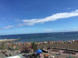 SUITE PLAYA Y MAR - sea view, wifi and AC, hotel in Melenara