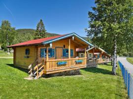 Knaus Campingpark Lackenhäuser, hotel v destinaci Neureichenau