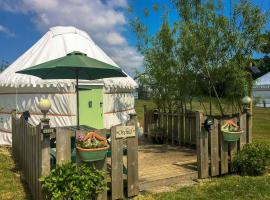 Orchid Yurt, holiday home in Perranporth