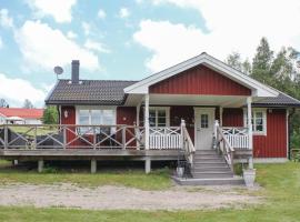 Nice Home In Svanskog With Kitchen, готель з парковкою у місті Svanskog