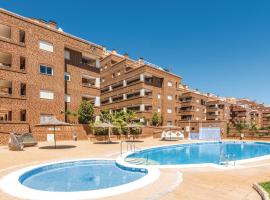 Beautiful Apartment In Oropesa Del Mar With 2 Bedrooms And Outdoor Swimming Pool: Oropesa del Mar'da bir otel