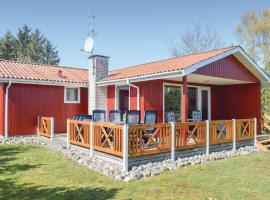 Stunning Home In Hadsund With 4 Bedrooms, Sauna And Wifi, casa o chalet en Hadsund