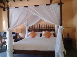 Waiara Village Guesthouse, strandhotel i Maumere