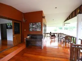 Hotsia Homestay