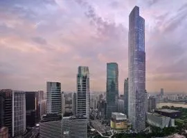 Rosewood Guangzhou, enjoy free shuttle bus service between the hotel and the Canton Fair Complex during the Canton Fair