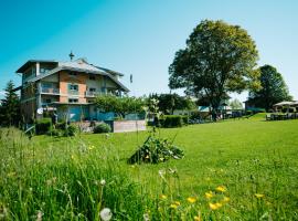 Karglhof Stammhaus, hotel in Faak am See