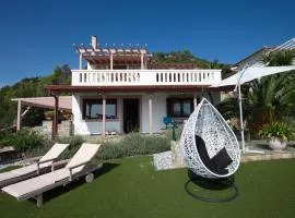 Agnantema seaview Villas