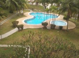 Haji Din Cocobay Condo, apartmán v rezidenci v destinaci Port Dickson