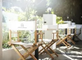 SYRI Guesthouse Vientiane Hostel & Cafe、ビエンチャンのホテル