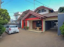 RedDoorz near IPDN 2