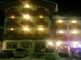 Hotel Sole, hotel Passo del Tonaléban