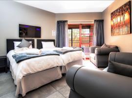 JoziStay @ Savannah Apartments, hotell i nærheten av The Ridge Shopping Centre i Little Falls