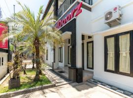 RedDoorz @ Pengayoman Panakkukang 3: Makassar şehrinde bir otel