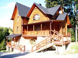 Норіс, Hotel in Myhowe