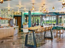 Best Western Hôtel Grand Parc Marne La Vallée, hotel with hot tubs in Chanteloup-en-Brie