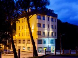 Hotel San Briz, מלון בA Pontenova