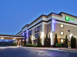 Holiday Inn Express Peachtree Corners-Norcross, an IHG Hotel, hotel in Norcross