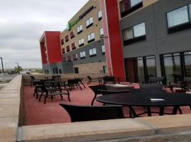 Holiday Inn Express & Suites Broomfield by IHG, hotelli kohteessa Broomfield