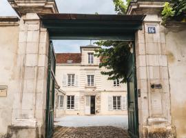 La Villa Ribière, hotel v destinaci Auxerre