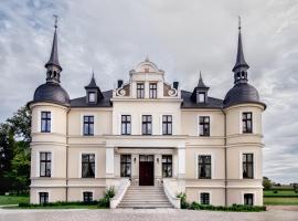 Pałac w Orli - pokoje, restauracja, huisdiervriendelijk hotel in Koźmin