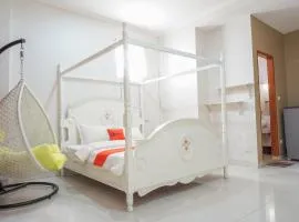 RedDoorz near Kemang Square