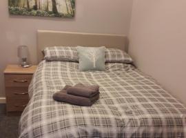The Barn - Ilkeston- Close to M1-A52 Long Eaton - Nottingham - Derbyshire - 500Mbs WiFi!, hotel with parking in Ilkeston